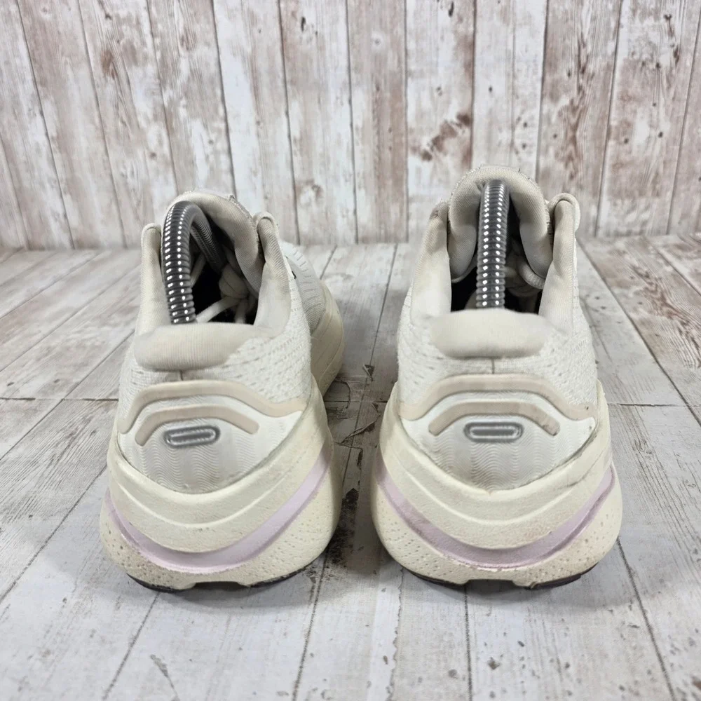 Brooks Ghost Max Womens 8.5 Running Shoes Cream White Lilac  Max Cushion